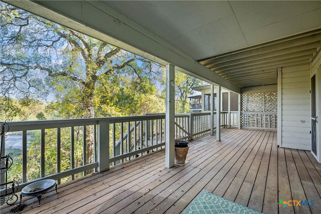 Image 26 of property listing at 5 Cypress Point, Wimberley, TX 78676
