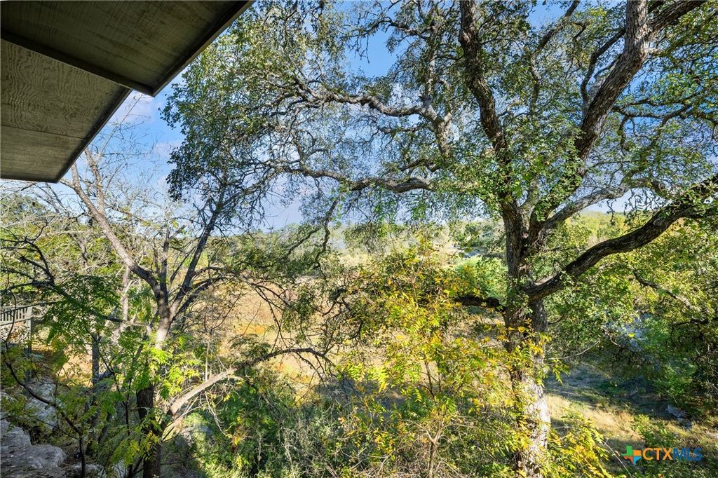 Image 30 of property listing at 5 Cypress Point, Wimberley, TX 78676