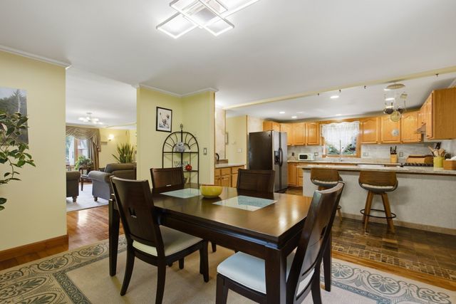 7 Gambier Street, Newton, MA 02466
