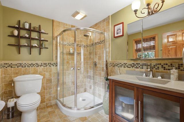 7 Gambier Street, Newton, MA 02466