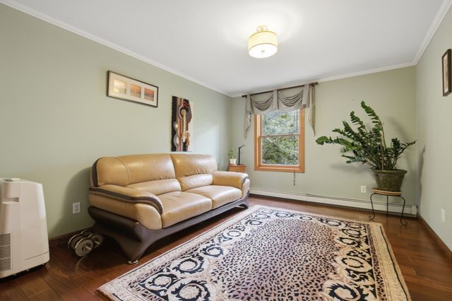 7 Gambier Street, Newton, MA 02466