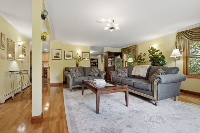 7 Gambier Street, Newton, MA 02466