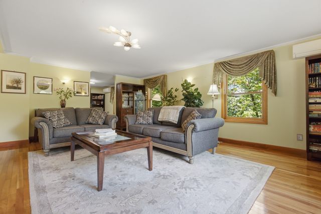 7 Gambier Street, Newton, MA 02466