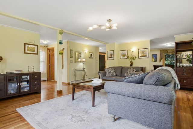 7 Gambier Street, Newton, MA 02466