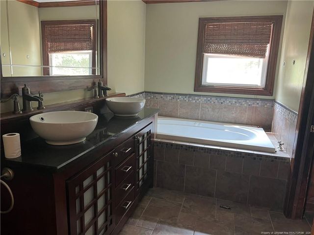 603 Hemphill Circle, Fayetteville, NC 28303