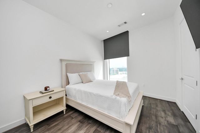 4521 San Felipe Street 1603, Houston, TX 77027