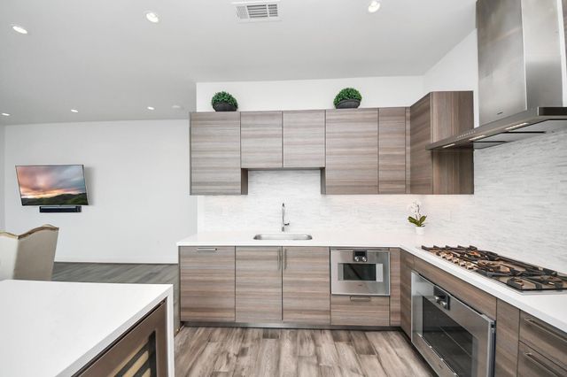 4521 San Felipe Street 1603, Houston, TX 77027