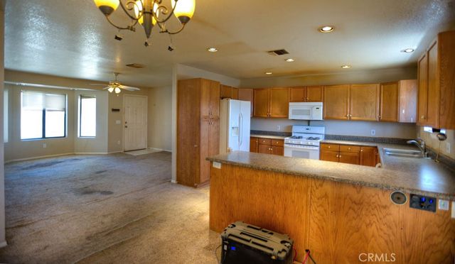 5902 Margaritha, Rosamond, CA 93560