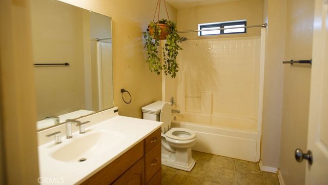 5902 Margaritha, Rosamond, CA 93560