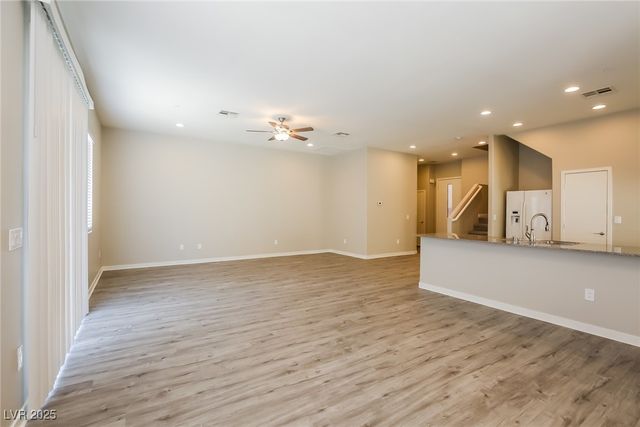 6462 Cinnamon Hazlenut Street, North Las Vegas, NV 89084