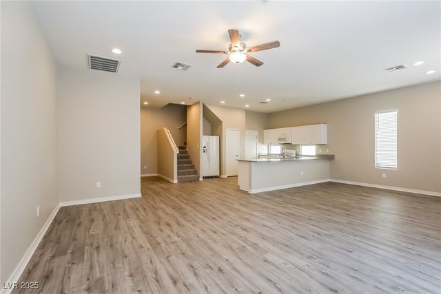 6462 Cinnamon Hazlenut Street, North Las Vegas, NV 89084