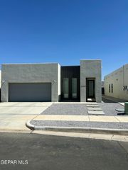 10608 Hidden Palm Place, El Paso, TX 79924