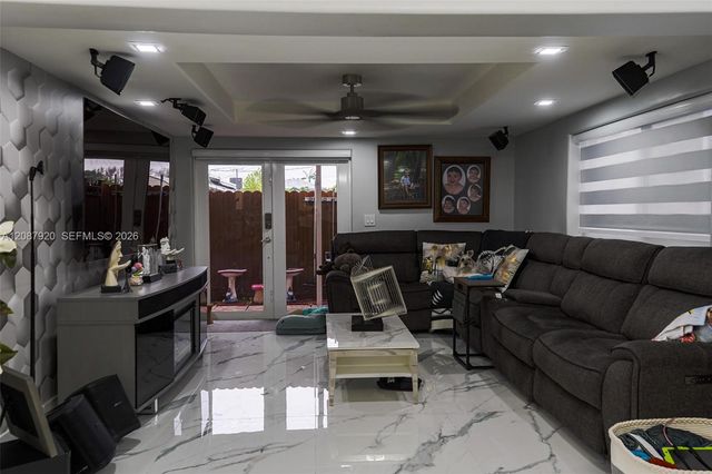 1621 E 6th Avenue, Hialeah, FL 33010