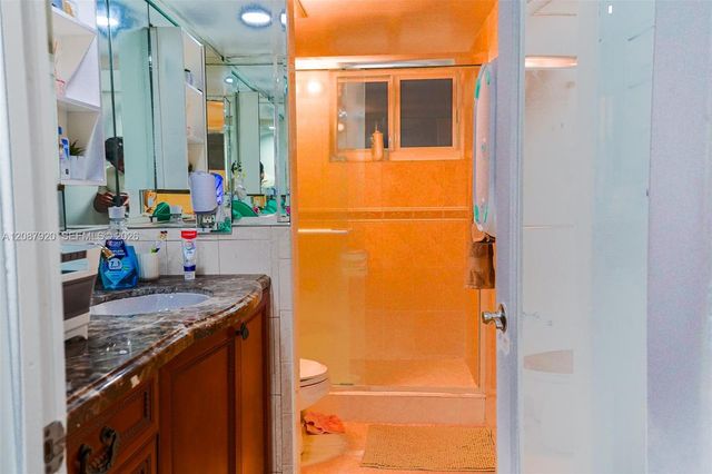 1621 E 6th Avenue, Hialeah, FL 33010