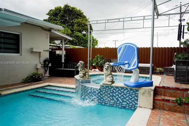 1621 E 6th Avenue, Hialeah, FL 33010