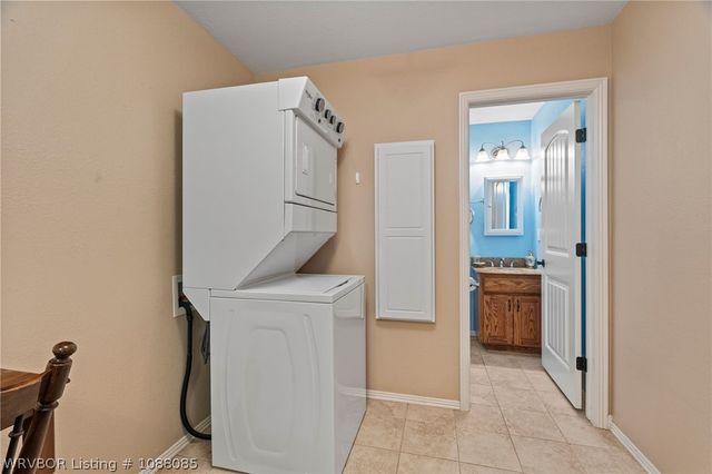 206 John Drive, Poteau, OK 74953