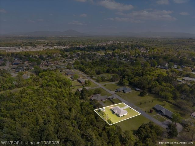 206 John Drive, Poteau, OK 74953