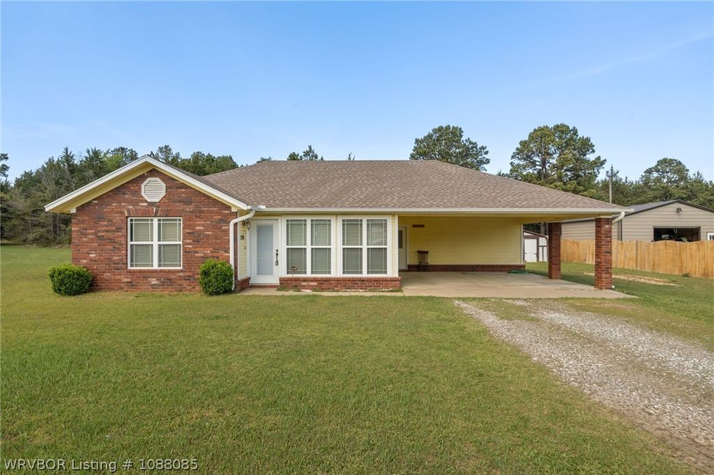 206 John Drive, Poteau, OK 74953