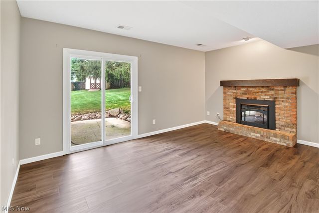 448 Fernwood Avenue, Wadsworth, OH 44281