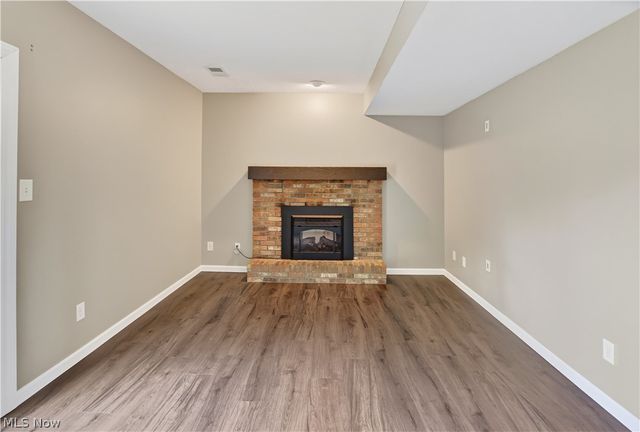 448 Fernwood Avenue, Wadsworth, OH 44281