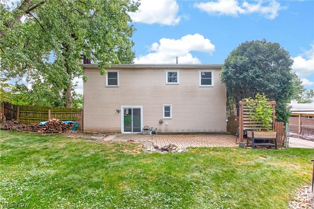 448 Fernwood Avenue, Wadsworth, OH 44281