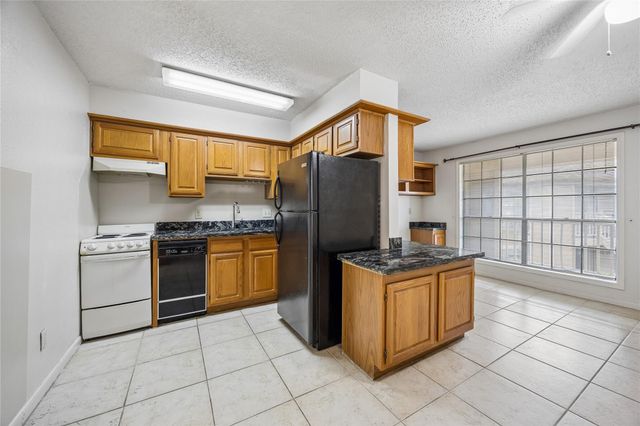 1311 Antoine Drive 156, Houston, TX 77055