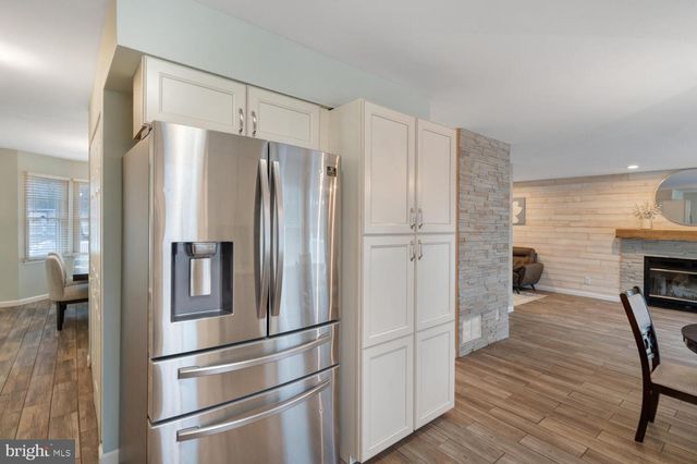 223 SERPENT LANE, Manahawkin, NJ 08050