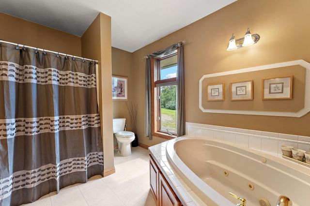 2312 Becker Trail, Faribault, MN 55021