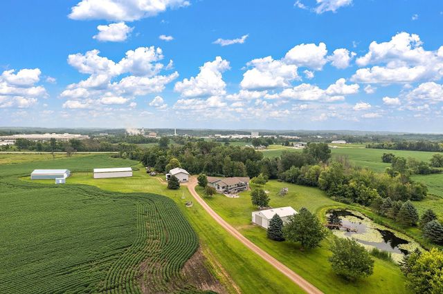 2312 Becker Trail, Faribault, MN 55021