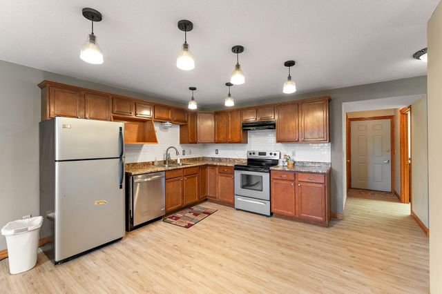 2312 Becker Trail, Faribault, MN 55021