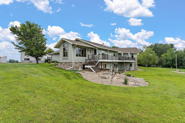 2312 Becker Trail, Faribault, MN 55021