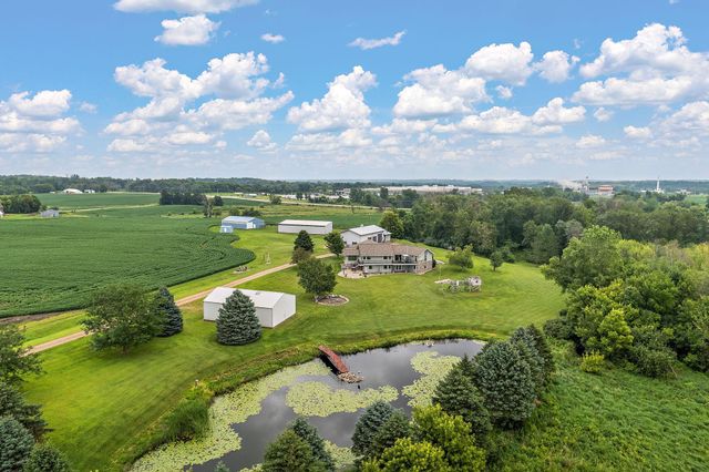 2312 Becker Trail, Faribault, MN 55021
