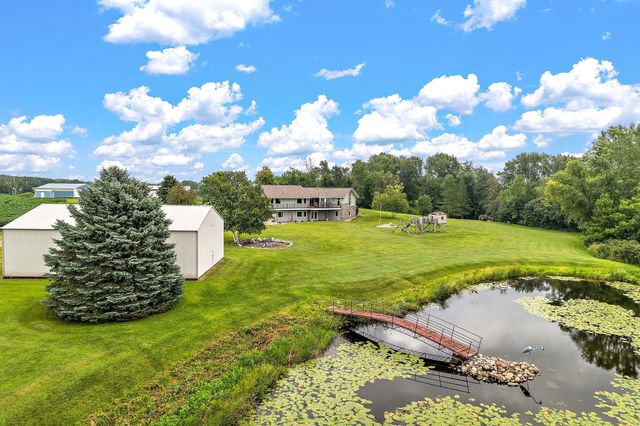 2312 Becker Trail, Faribault, MN 55021