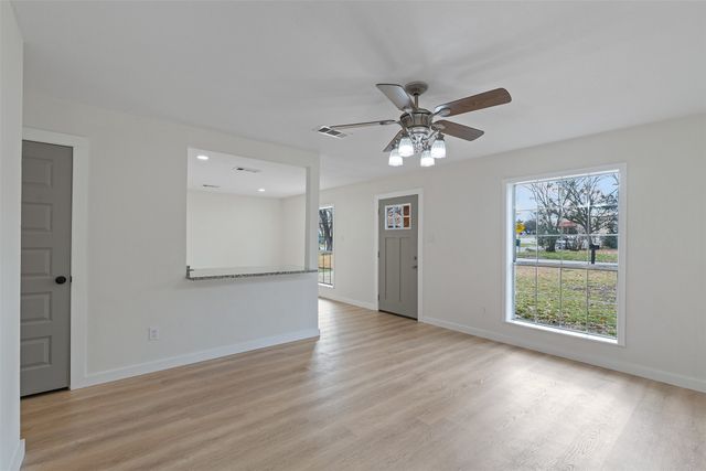 2600 W Collin Street, Corsicana, TX 75110