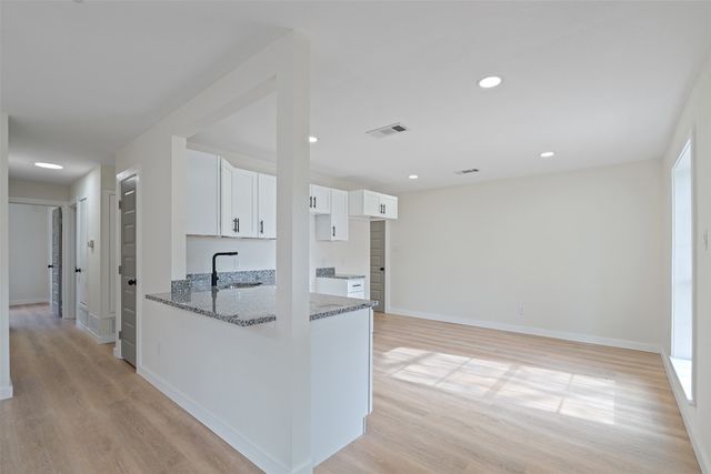 2600 W Collin Street, Corsicana, TX 75110