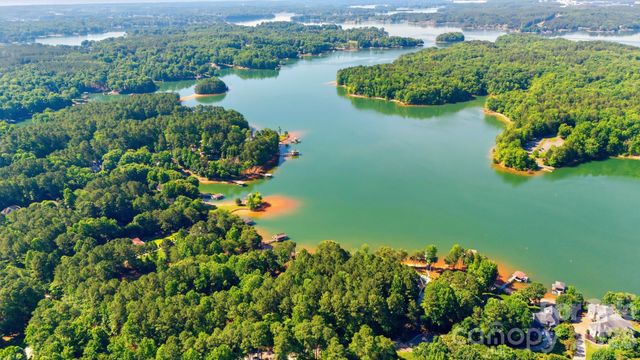 161 Eagle Chase Lane, Troutman, NC 28166