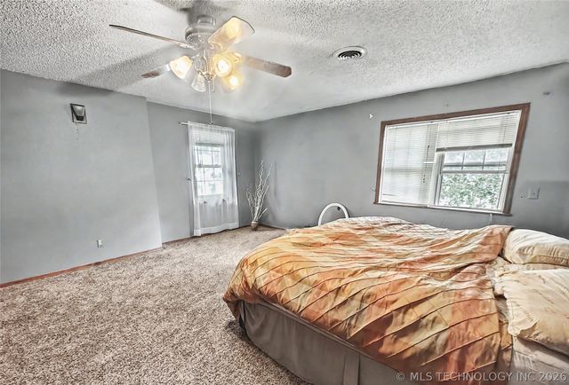 26073 Hwy 82, Park Hill, OK 74451