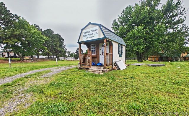 26073 Hwy 82, Park Hill, OK 74451