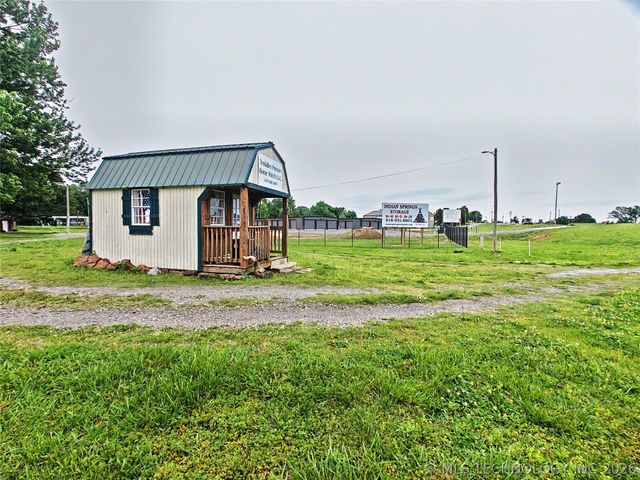 26073 Hwy 82, Park Hill, OK 74451