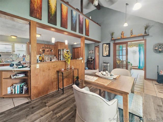 26073 Hwy 82, Park Hill, OK 74451