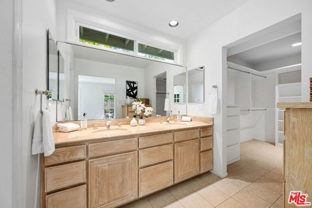 13331 Westcove Drive, Los Angeles, CA 90049