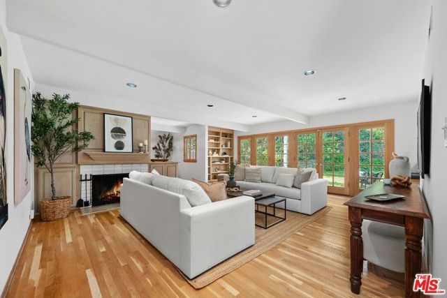 13331 Westcove Drive, Los Angeles, CA 90049