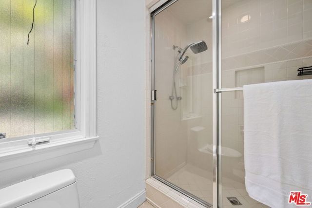 13331 Westcove Drive, Los Angeles, CA 90049