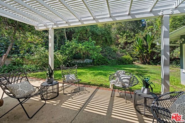 13331 Westcove Drive, Los Angeles, CA 90049