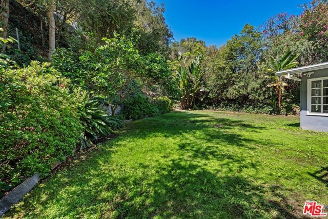 13331 Westcove Drive, Los Angeles, CA 90049