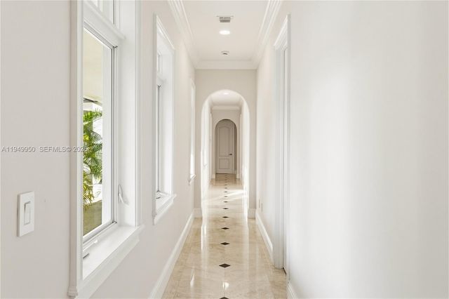 6200 SW 130th Ter, Pinecrest, FL 33156