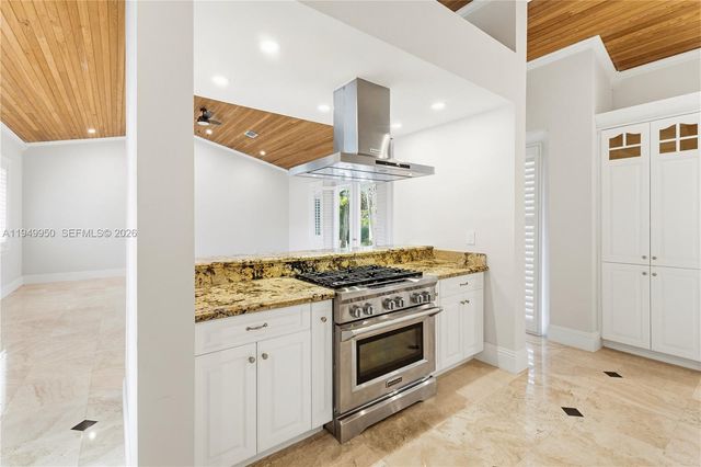 6200 SW 130th Ter, Pinecrest, FL 33156