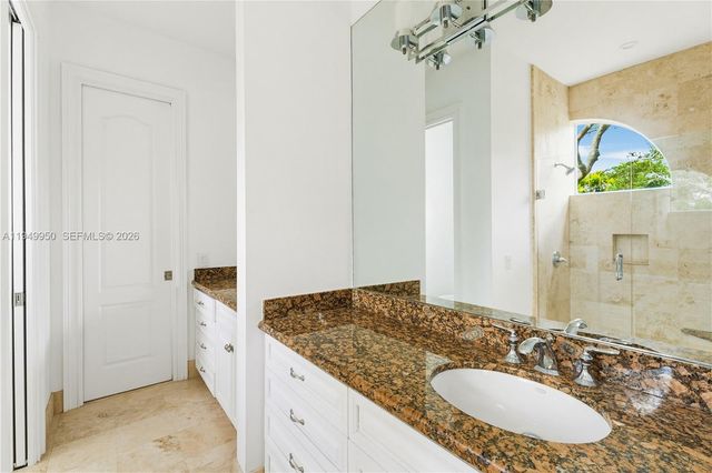 6200 SW 130th Ter, Pinecrest, FL 33156