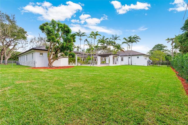 6200 SW 130th Ter, Pinecrest, FL 33156