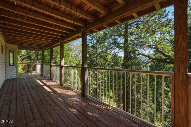 963 Jungfrau Drive, Crestline, CA 92325